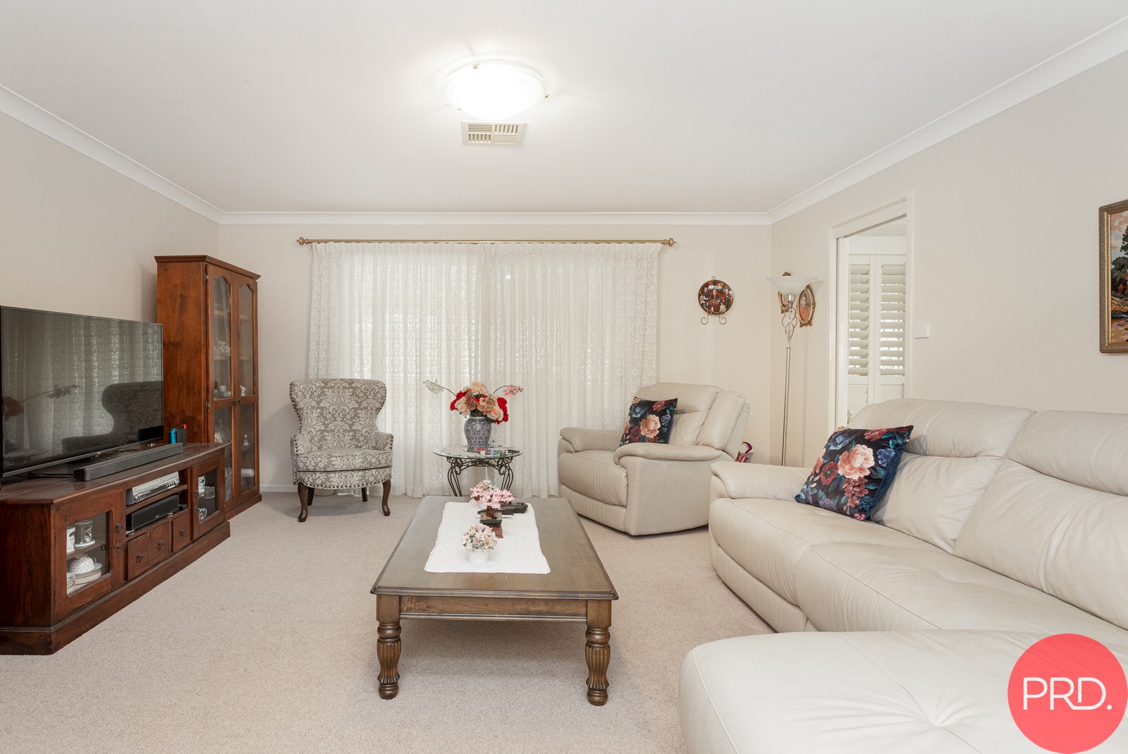 31 Carlisle Place MORPETH 17