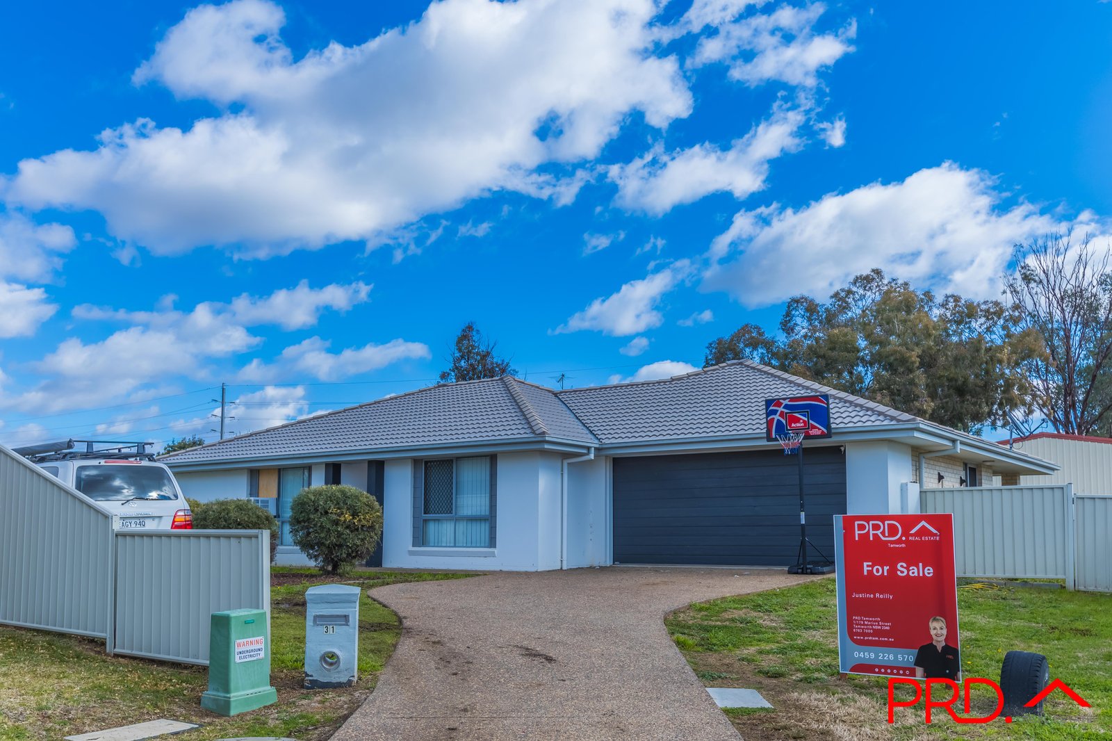 31 Carnegie Place TAMWORTH 1