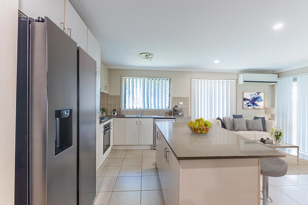 31 Carnegie Place TAMWORTH 9