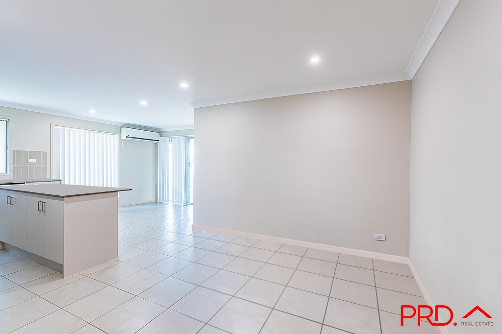 31 Carnegie Place TAMWORTH 14