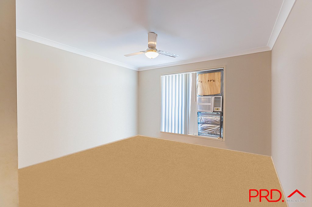 31 Carnegie Place TAMWORTH 18
