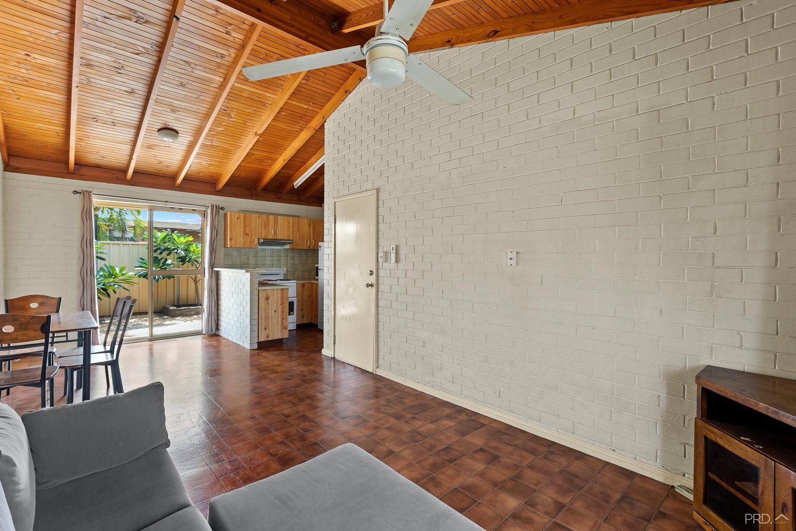 3/1 Charles Road CABLE BEACH 4