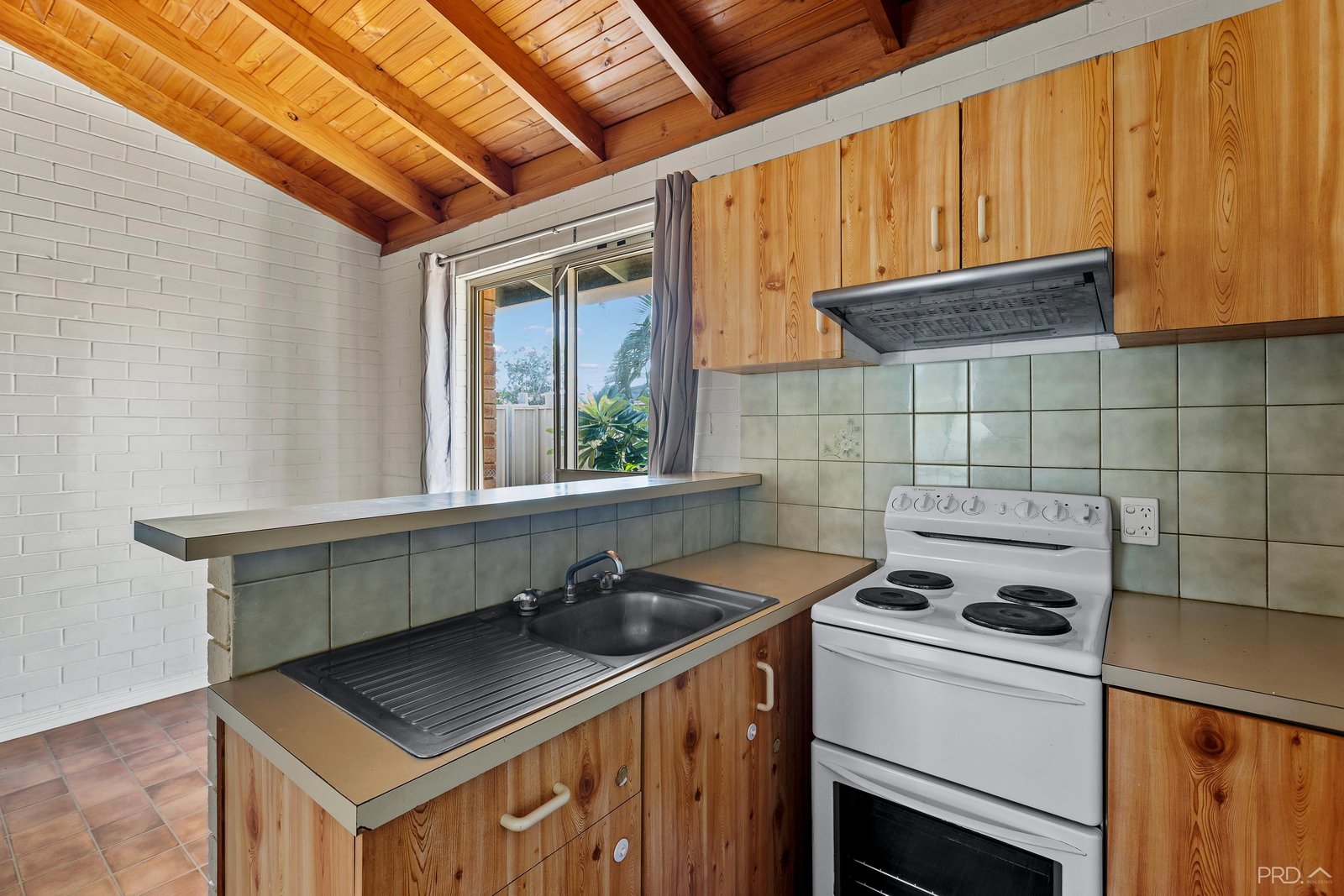 3/1 Charles Road CABLE BEACH 8