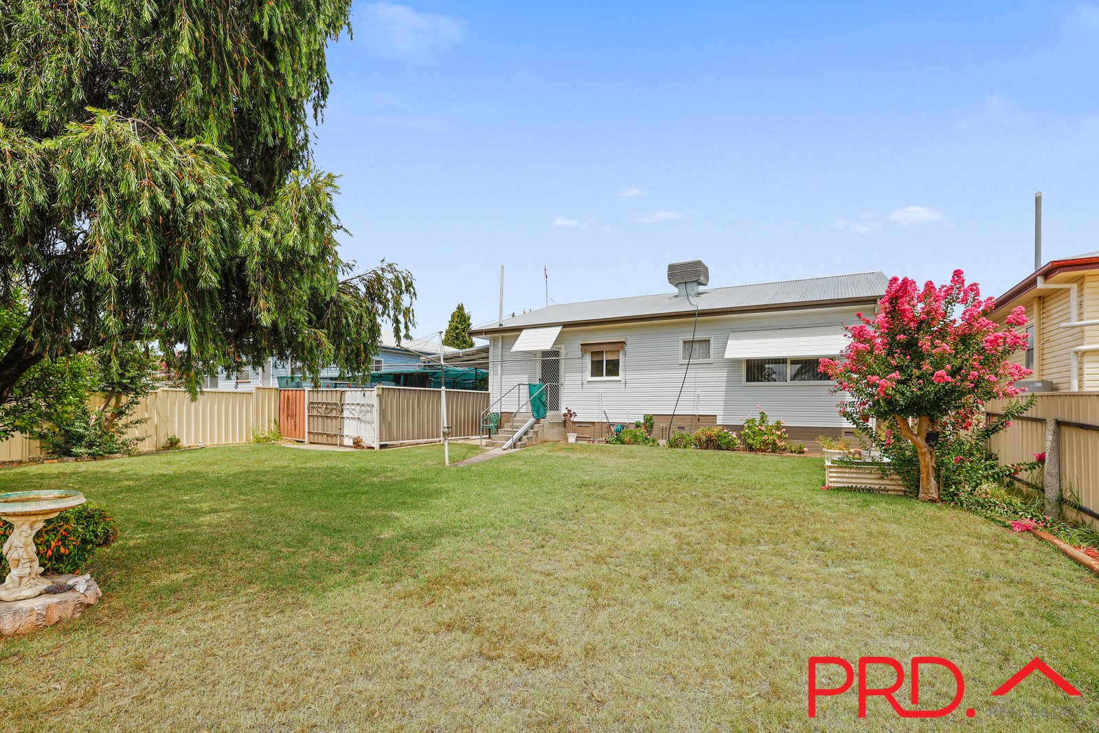 31 Churchill Street TAMWORTH 17