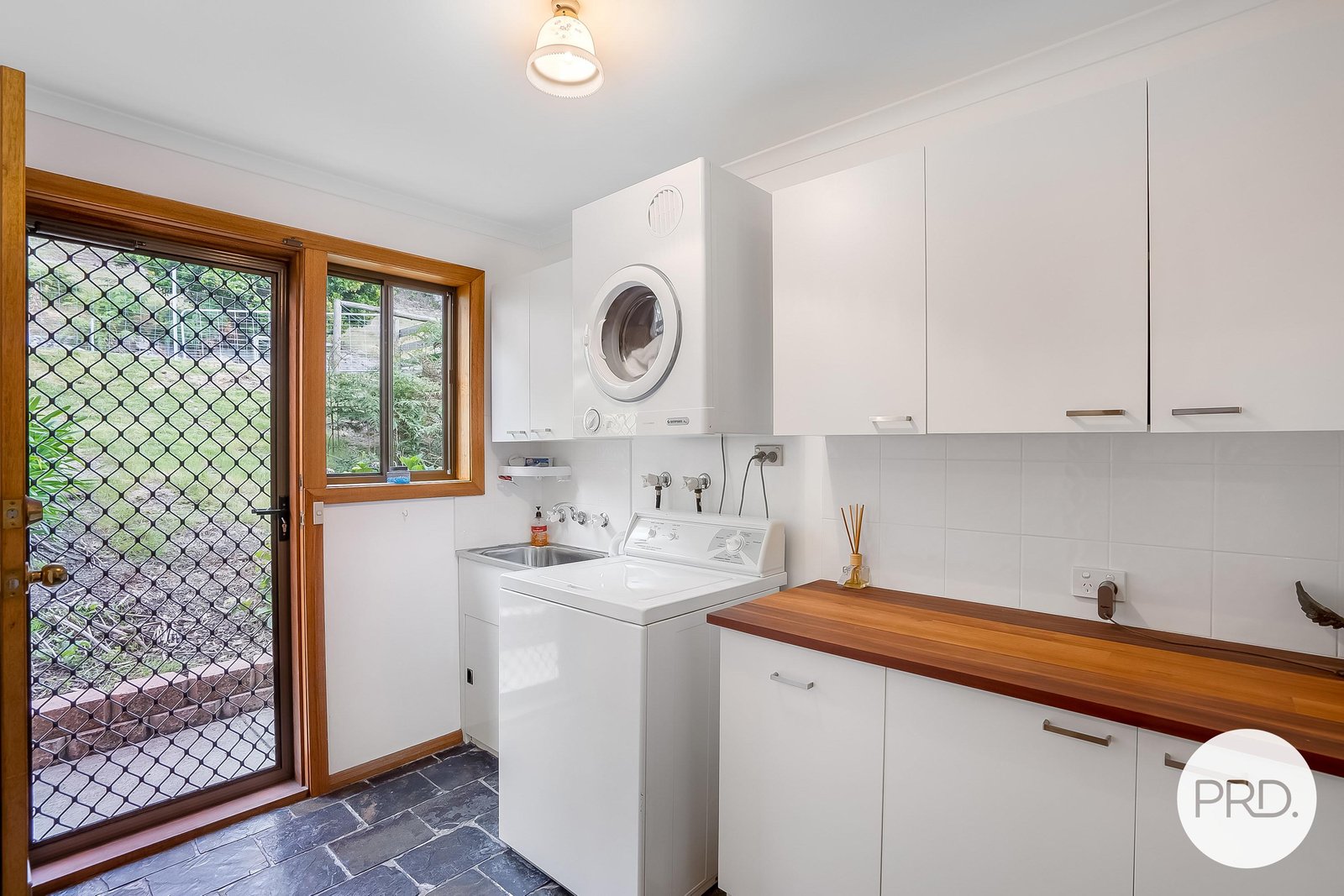 31 Culbara Road ELECTRONA 9