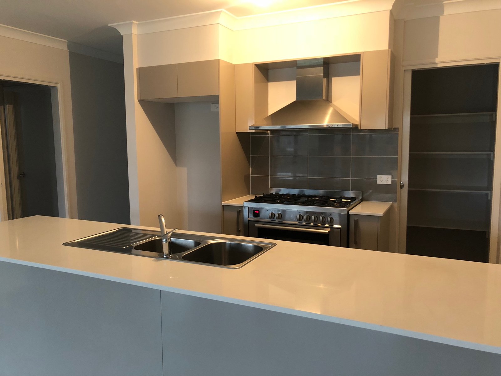 31 Cullen Ave  JORDAN SPRINGS 2