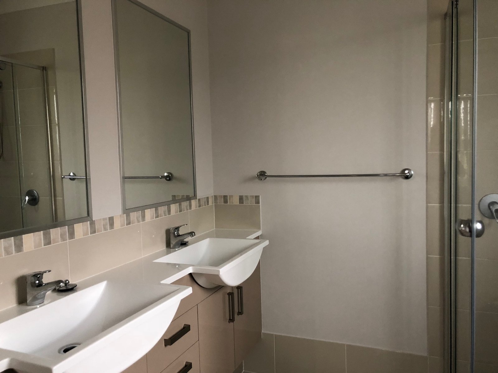 31 Cullen Ave  JORDAN SPRINGS 3