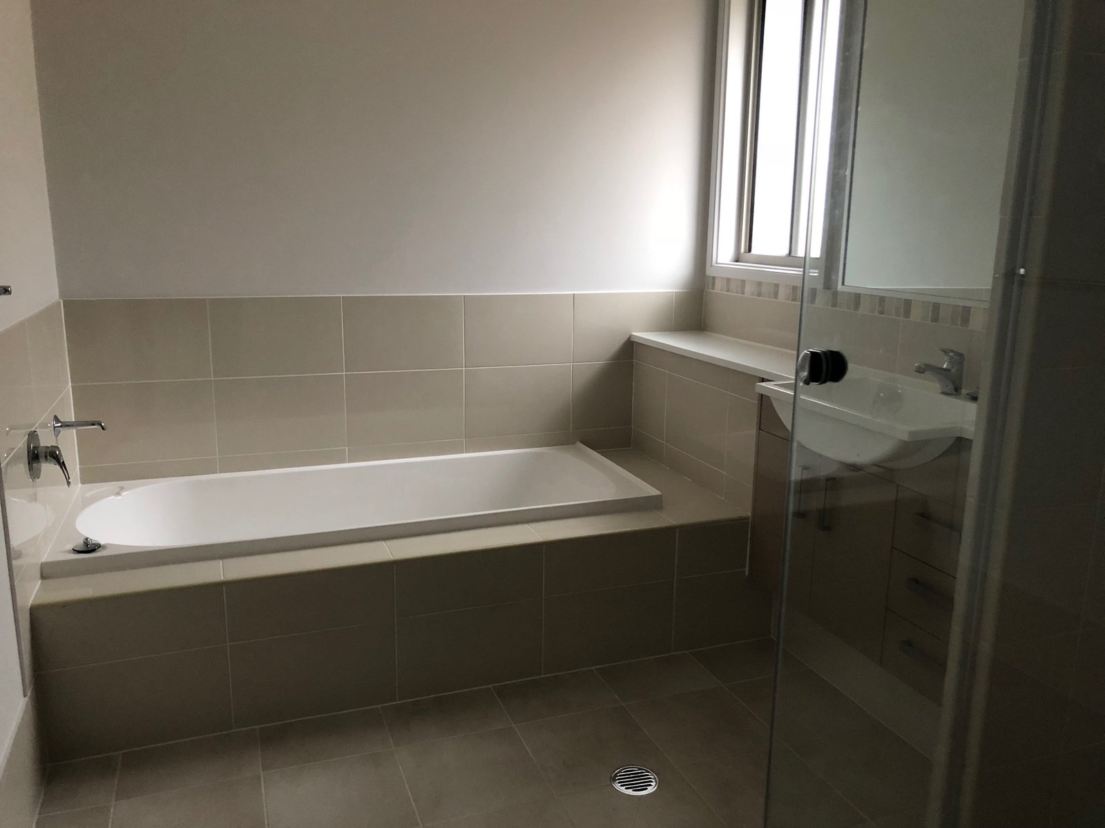 31 Cullen Ave  JORDAN SPRINGS 4