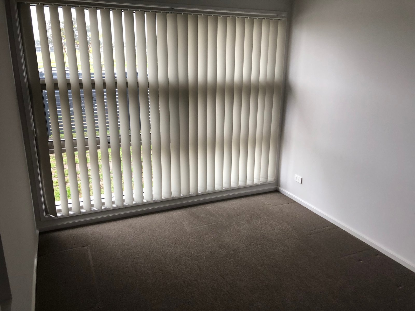 31 Cullen Ave  JORDAN SPRINGS 5