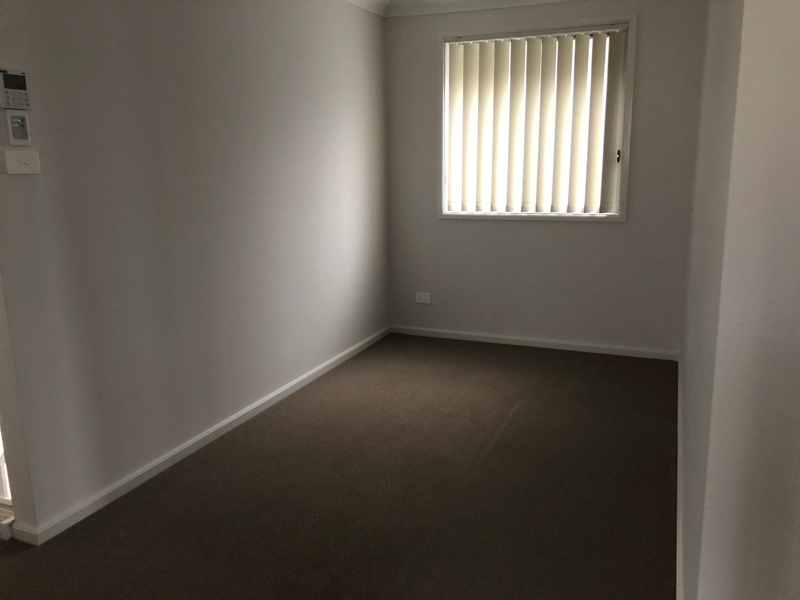 31 Cullen Ave  JORDAN SPRINGS 6