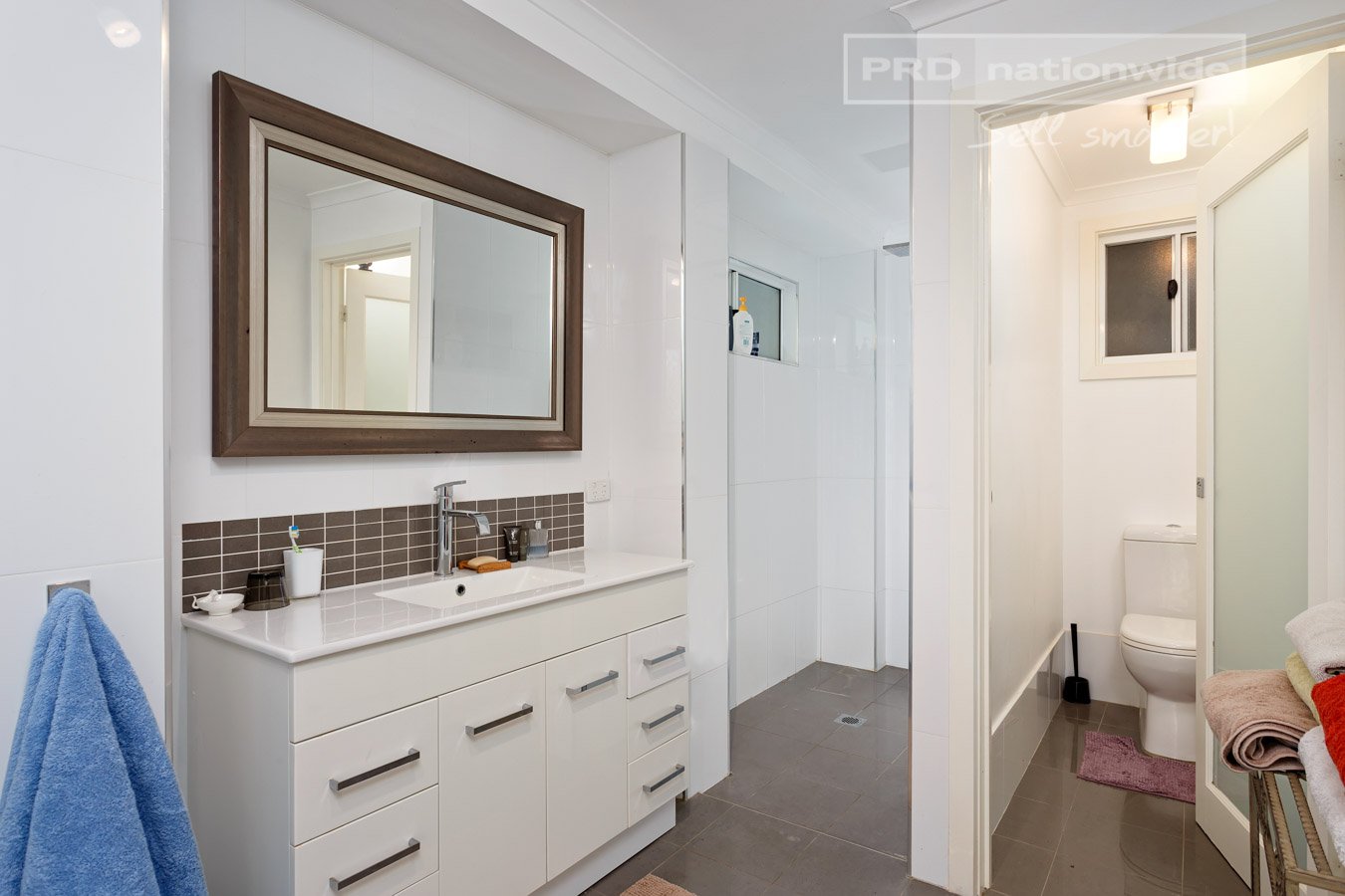 31 Dalkeith Avenue LAKE ALBERT 16