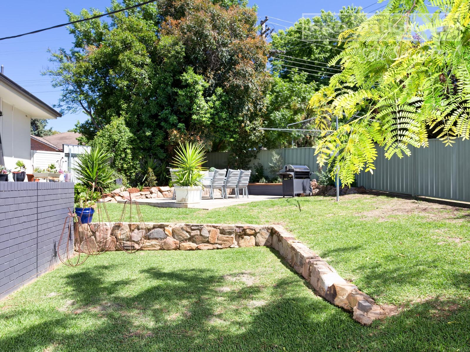 31 Dalkeith Avenue LAKE ALBERT 18