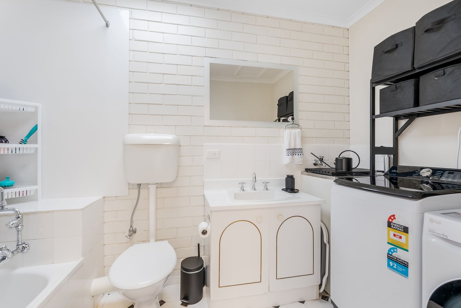 3/1 Dalkeith Court SANDY BAY 7