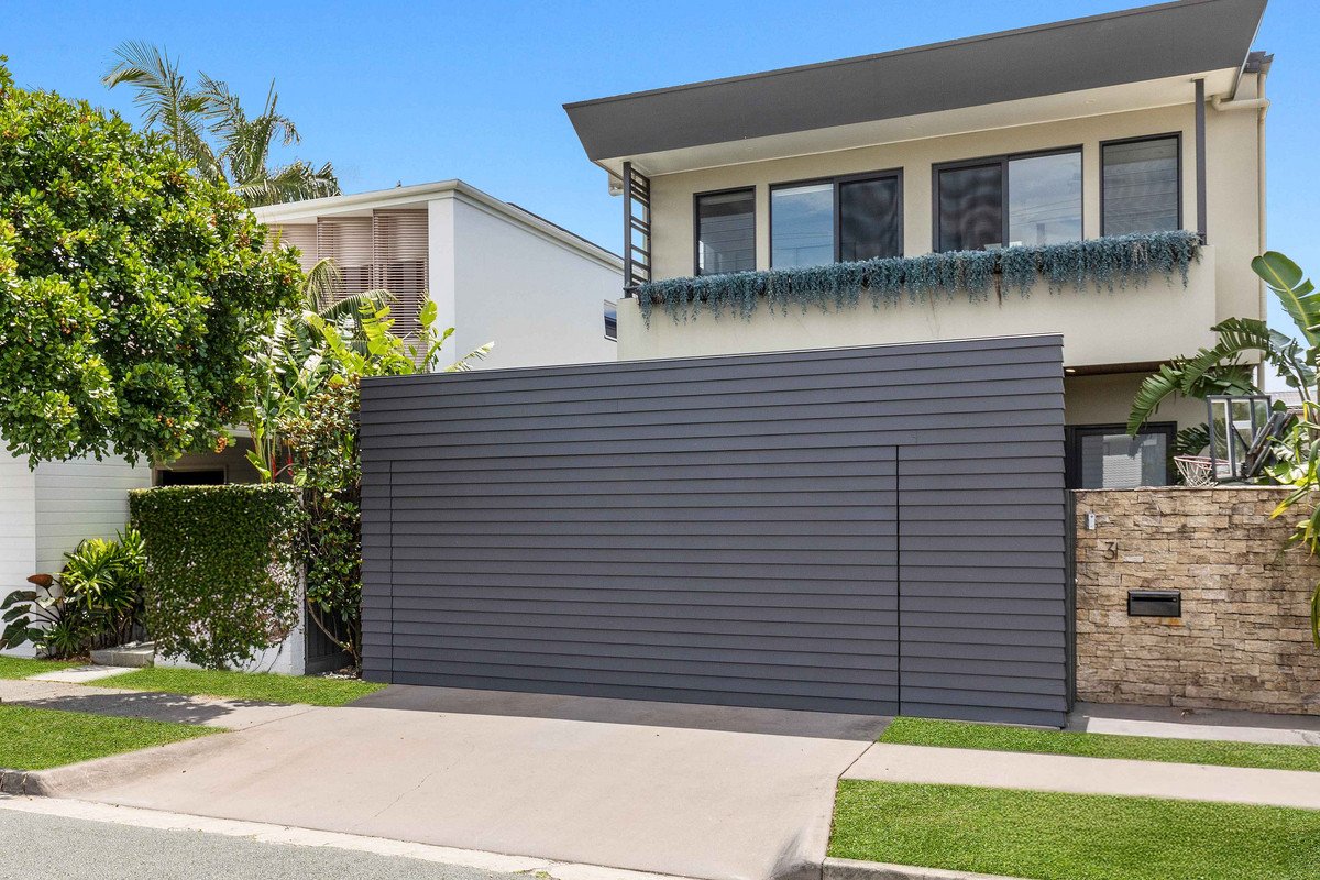 31 Dawn Parade Miami 3