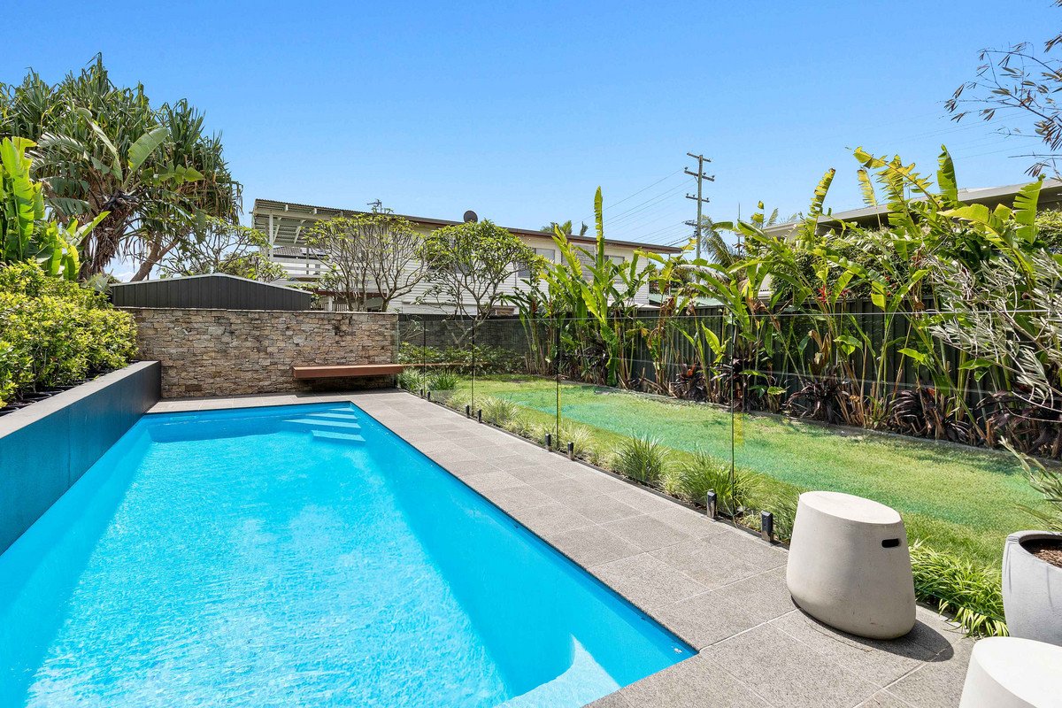 31 Dawn Parade Miami 9