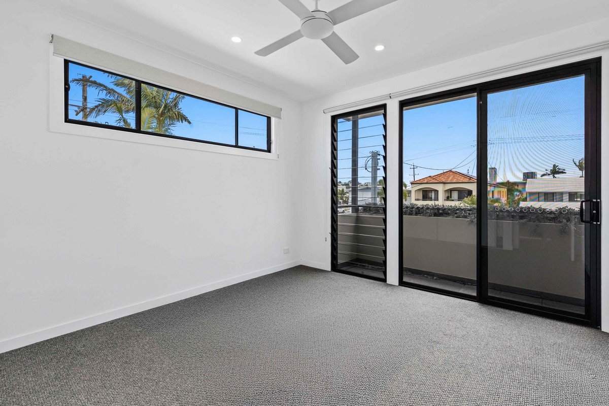 31 Dawn Parade Miami 13