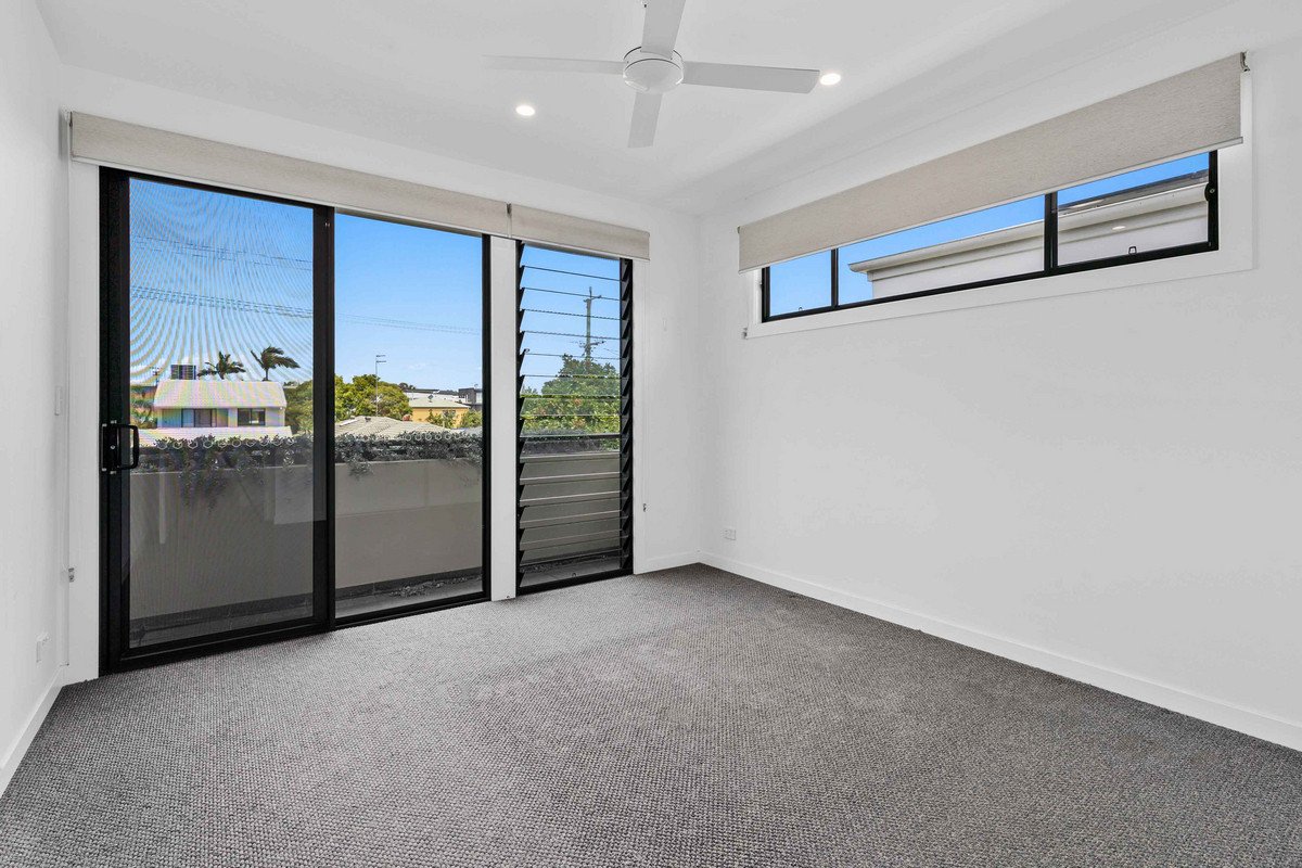 31 Dawn Parade Miami 15