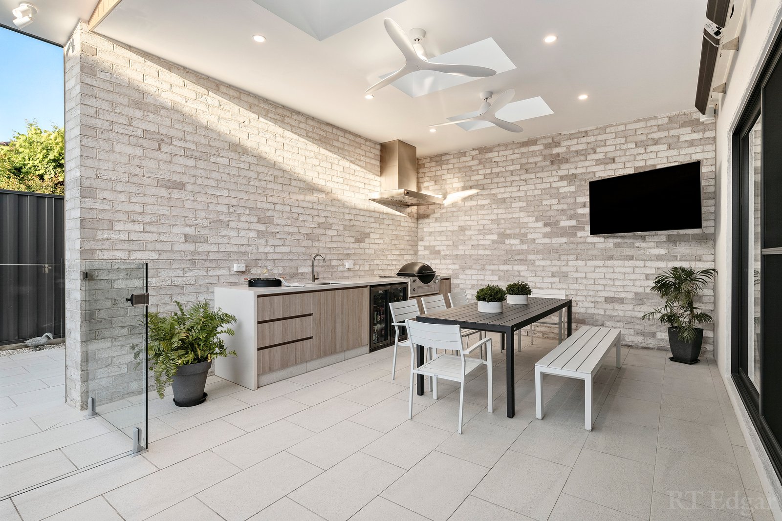 Real Estate and Property in 31 Elm Grove, Kew East, VIC