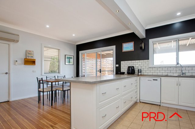 31 Elm Street TAMWORTH 4