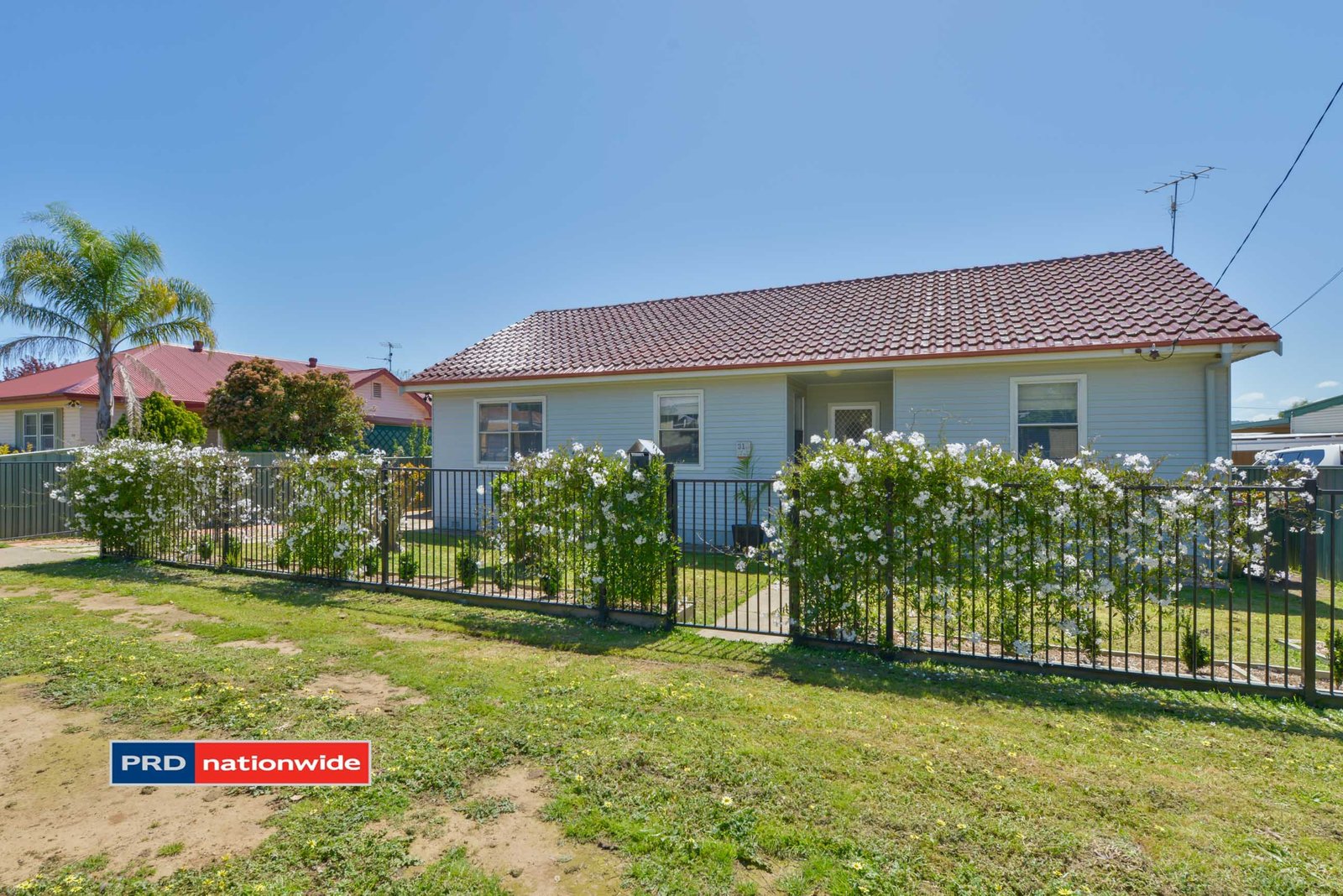 31 Elm Street TAMWORTH 1
