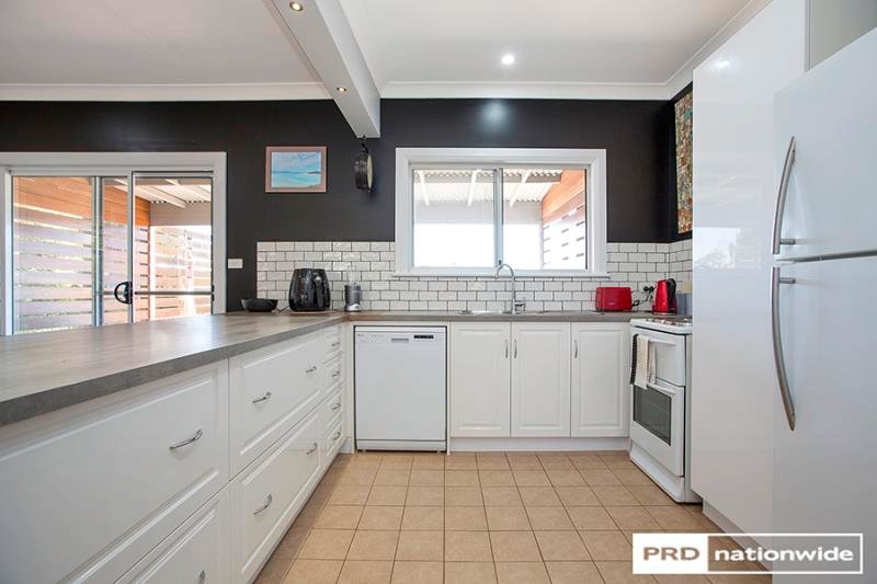 31 Elm Street TAMWORTH 2