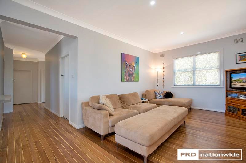 31 Elm Street TAMWORTH 5