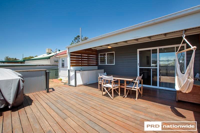 31 Elm Street TAMWORTH 8