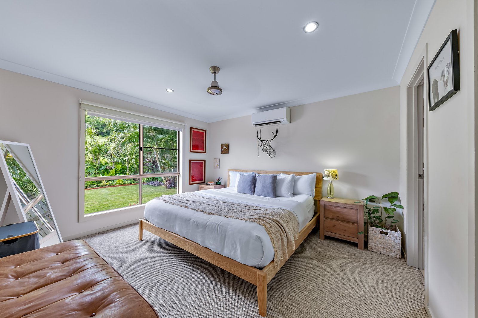 31 Endeavour Cct  CANNONVALE 5