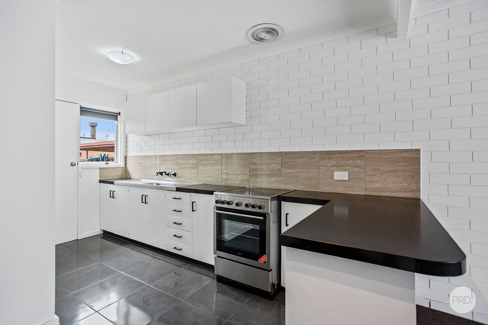 3/1 Esler Street CALIFORNIA GULLY 2