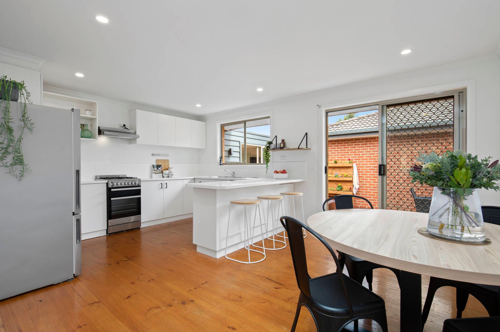 Gallery: 31 Eulinga Avenue