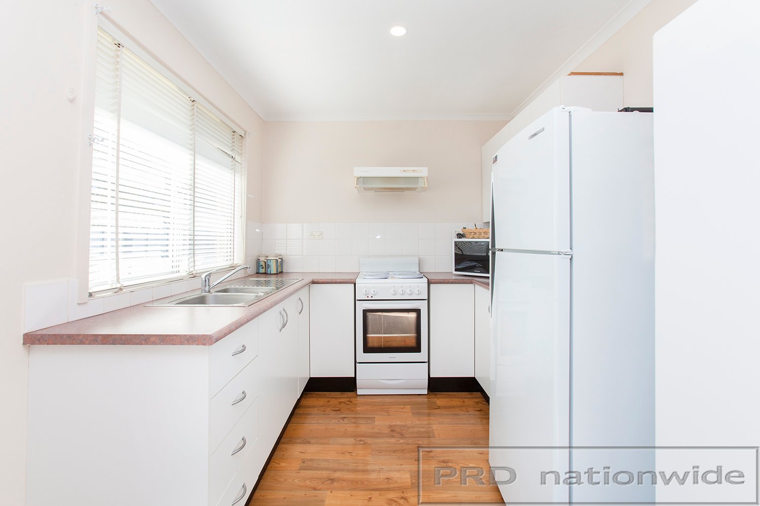 31 Evelyn Crescent THORNTON 4