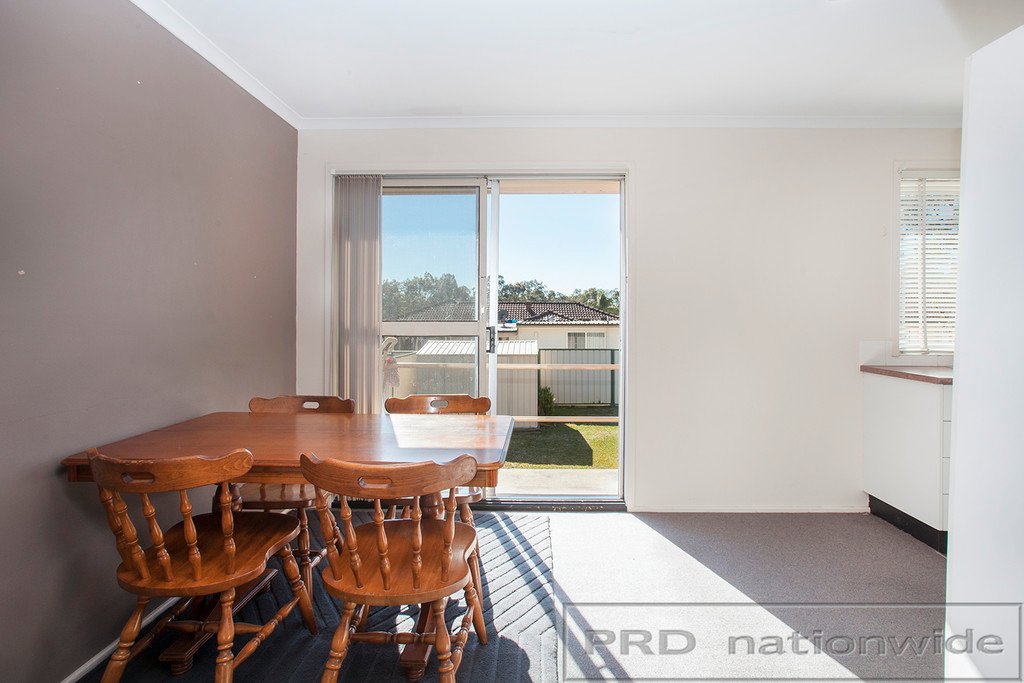 31 Evelyn Crescent THORNTON 5