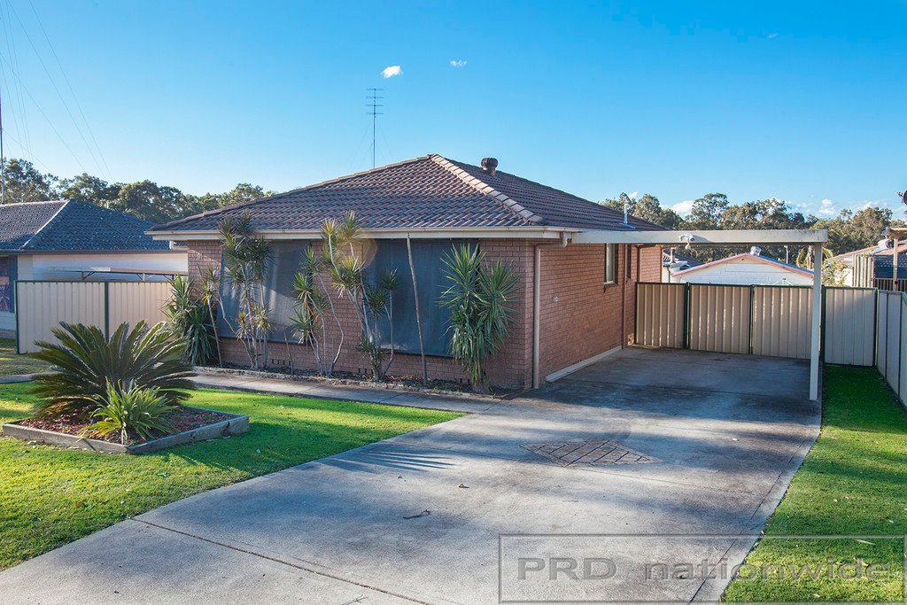 31 Evelyn Crescent THORNTON 14