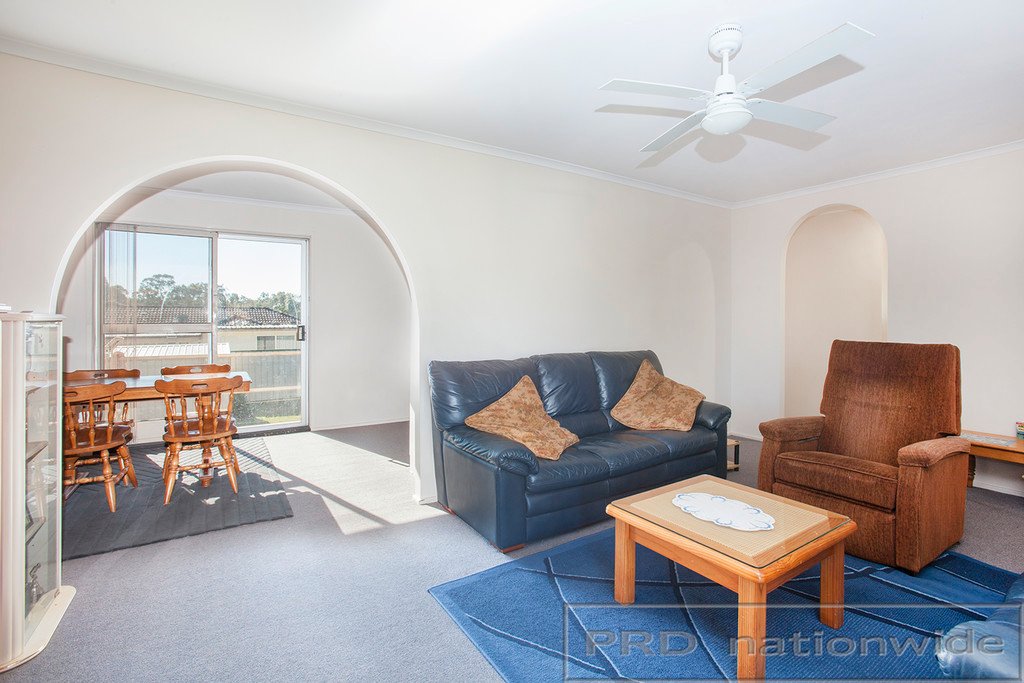 31 Evelyn Crescent THORNTON 3