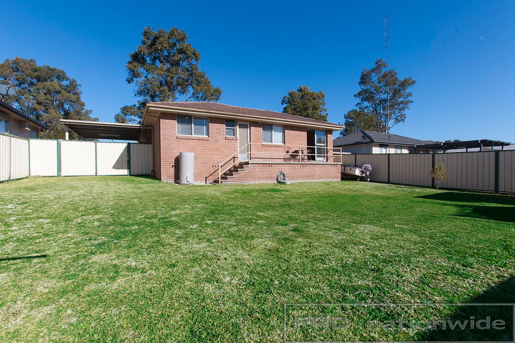 31 Evelyn Crescent THORNTON 12