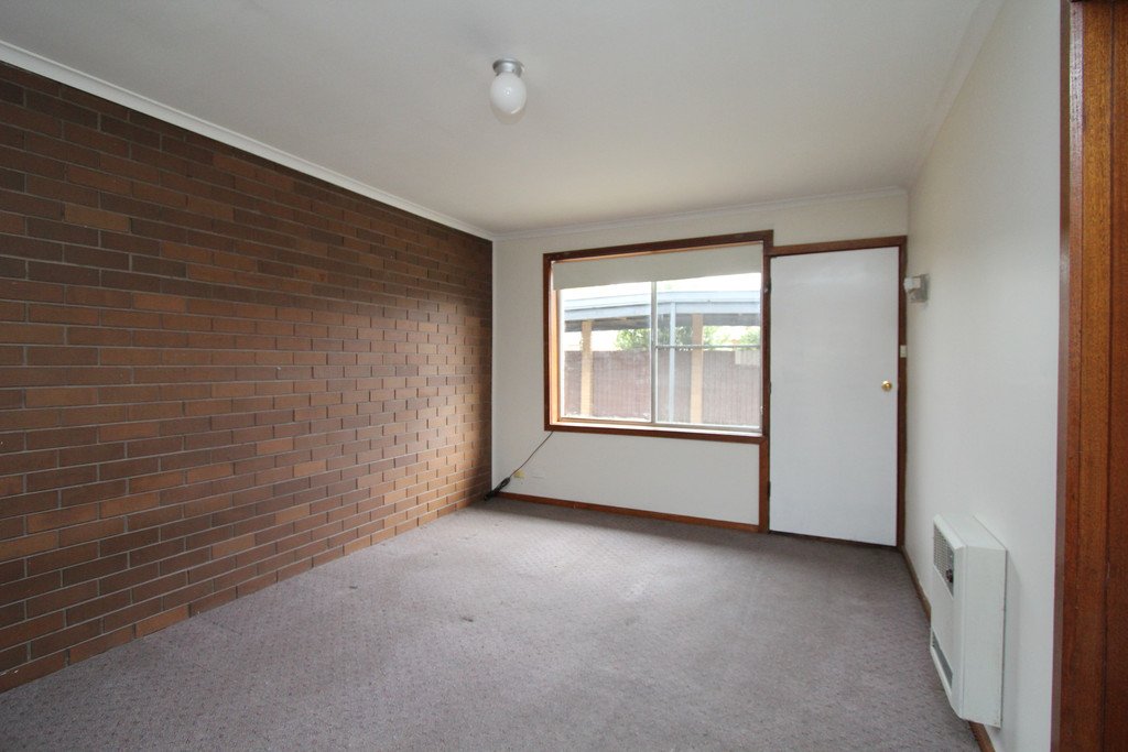 3/1 Evelyn Street WENDOUREE 2