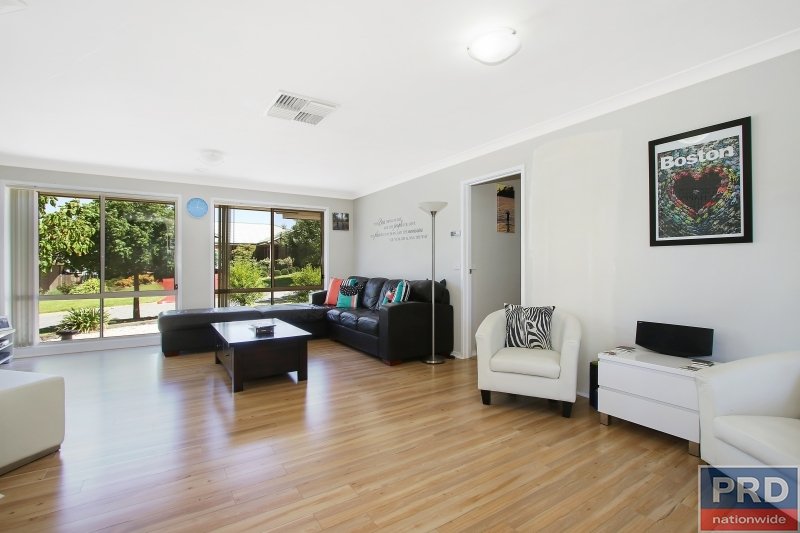 31 Fairbairn Street GLENROY 6