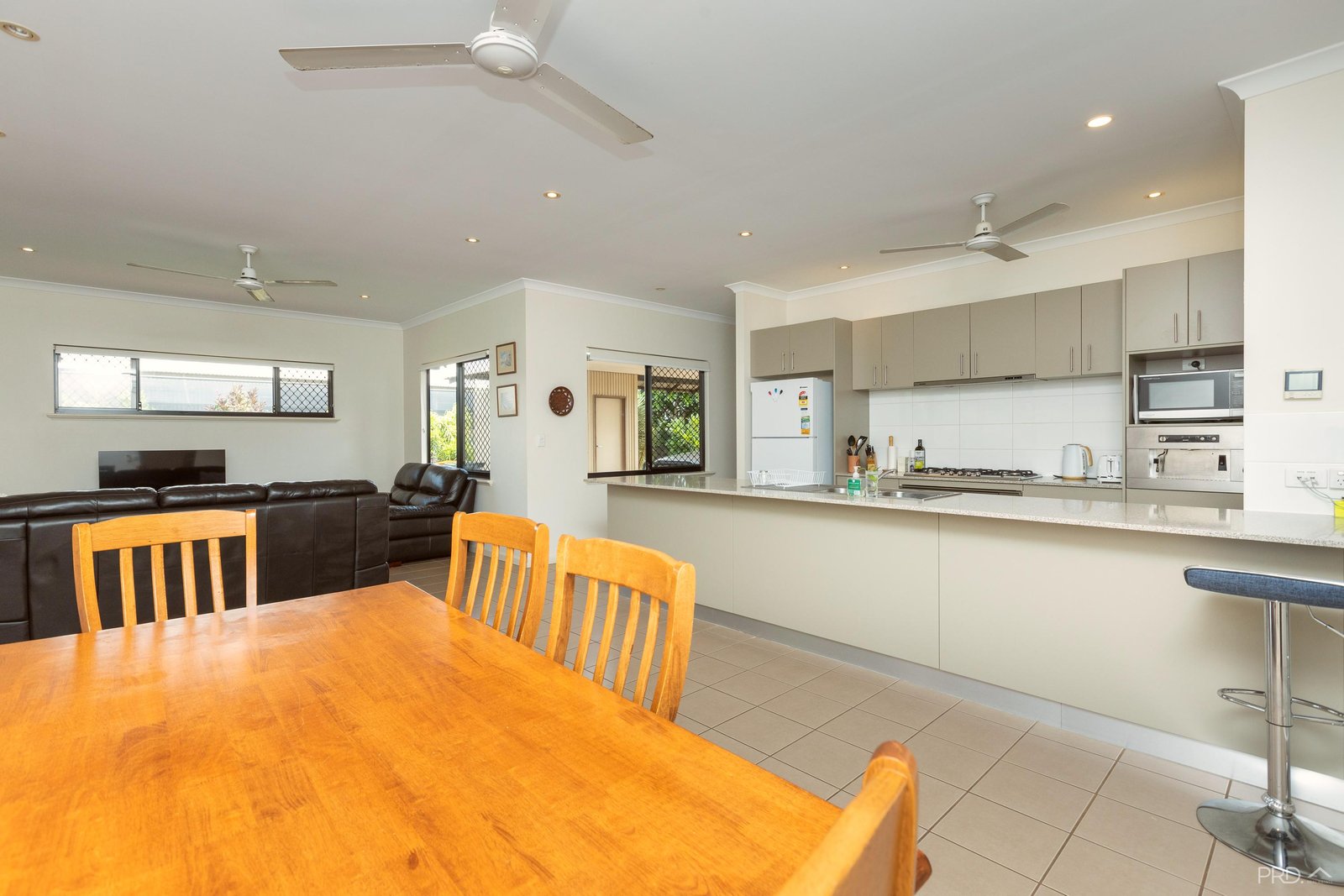 31 Fairway Drive CABLE BEACH 7