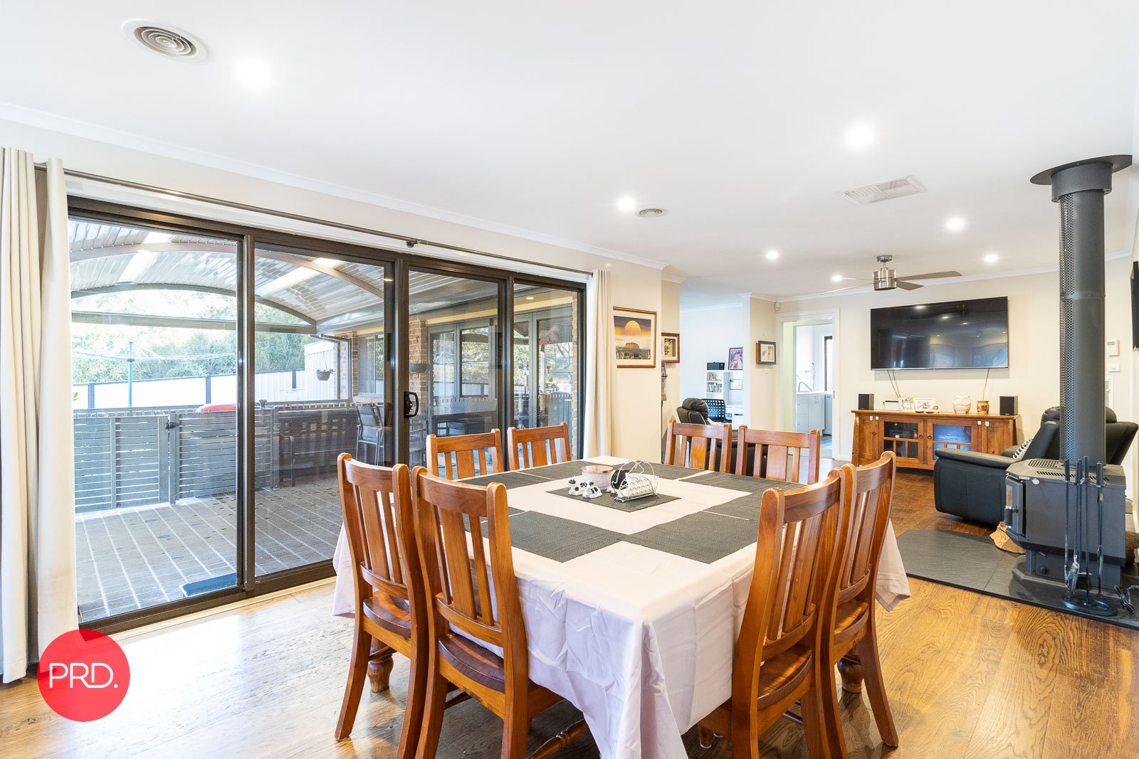 31 Firethorn Place JERRABOMBERRA 8