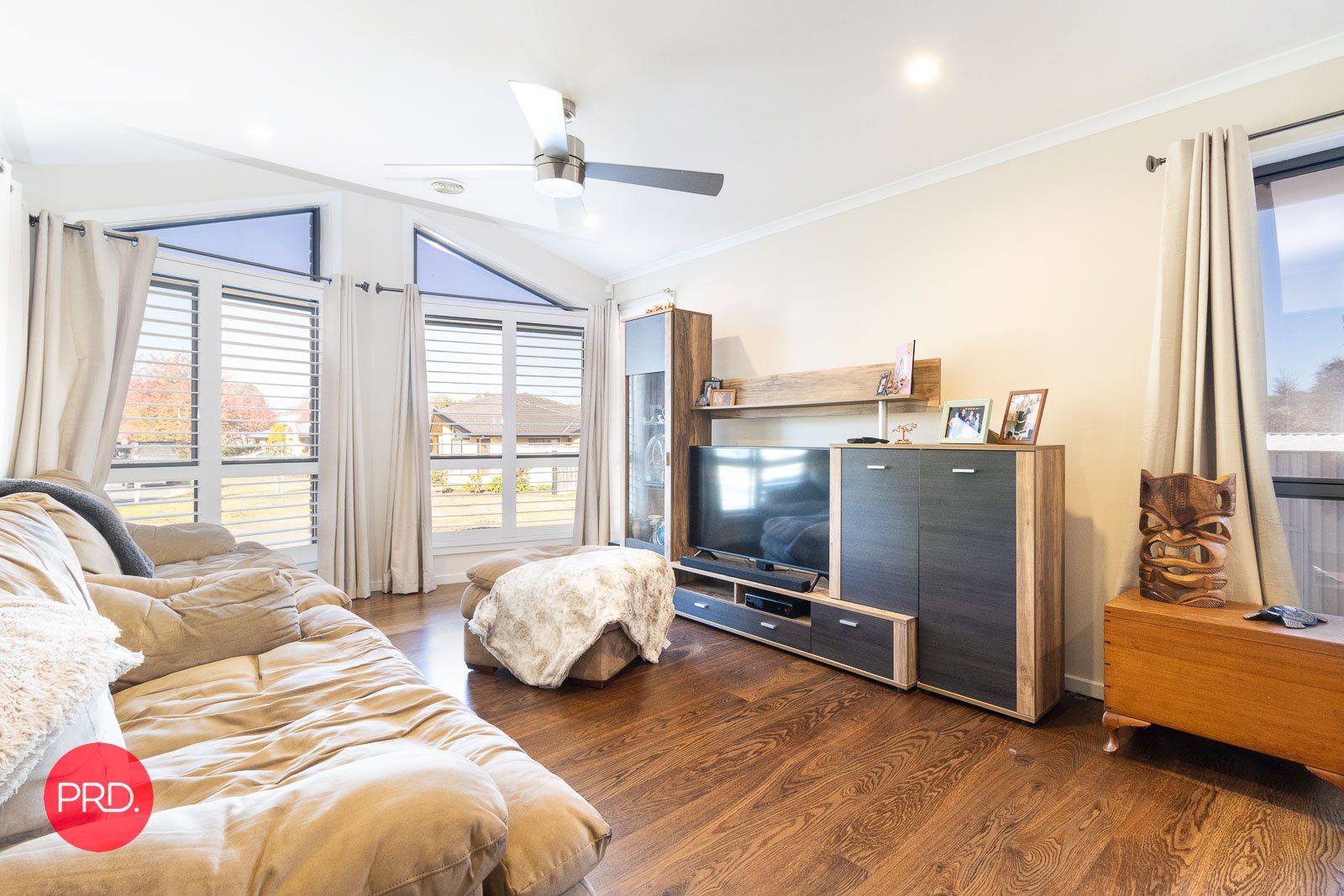 31 Firethorn Place JERRABOMBERRA 9