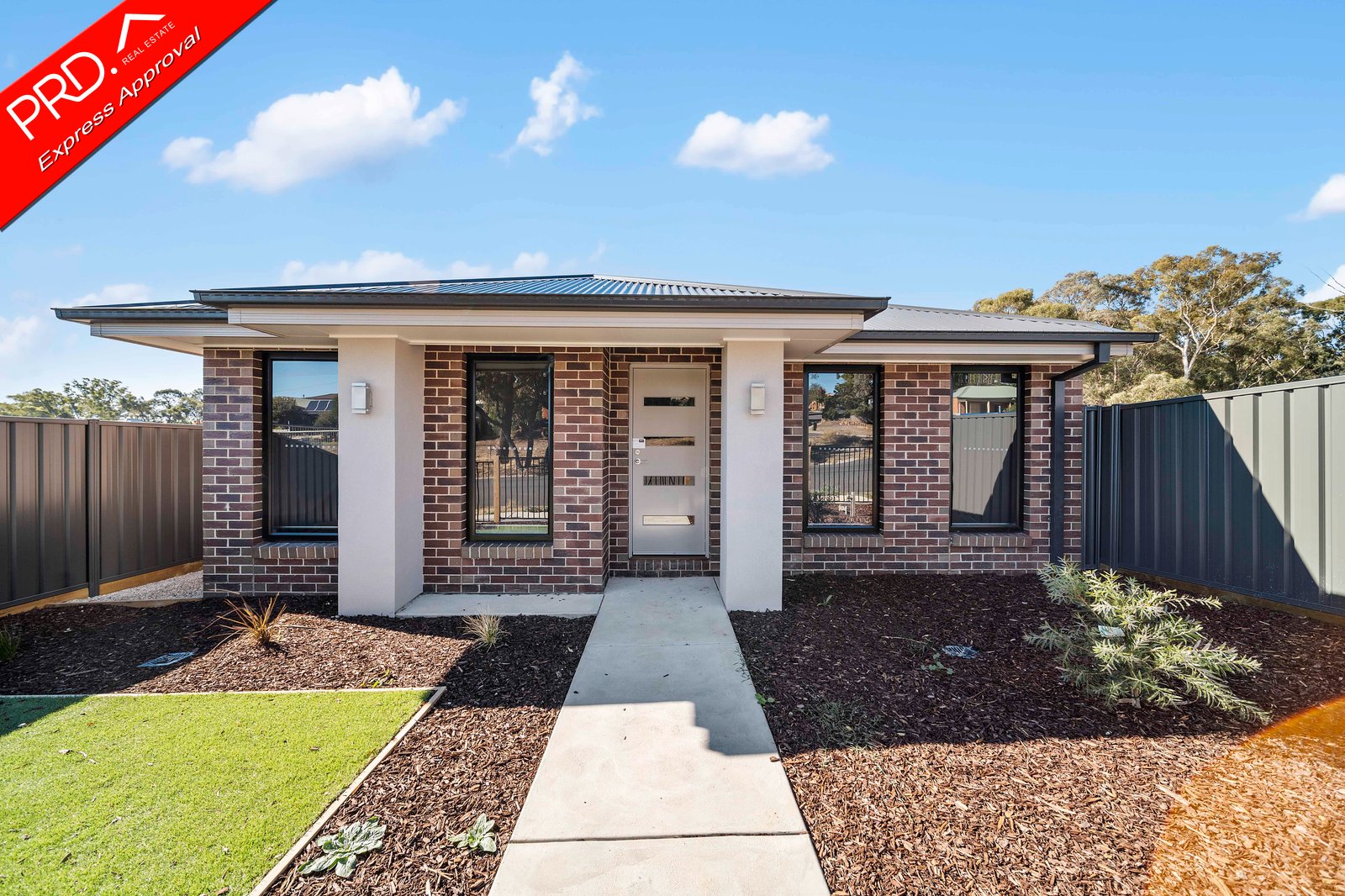 31 Friswell Avenue FLORA HILL 2