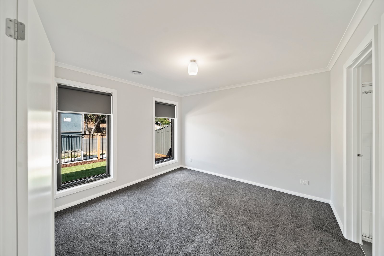 31 Friswell Avenue FLORA HILL 5