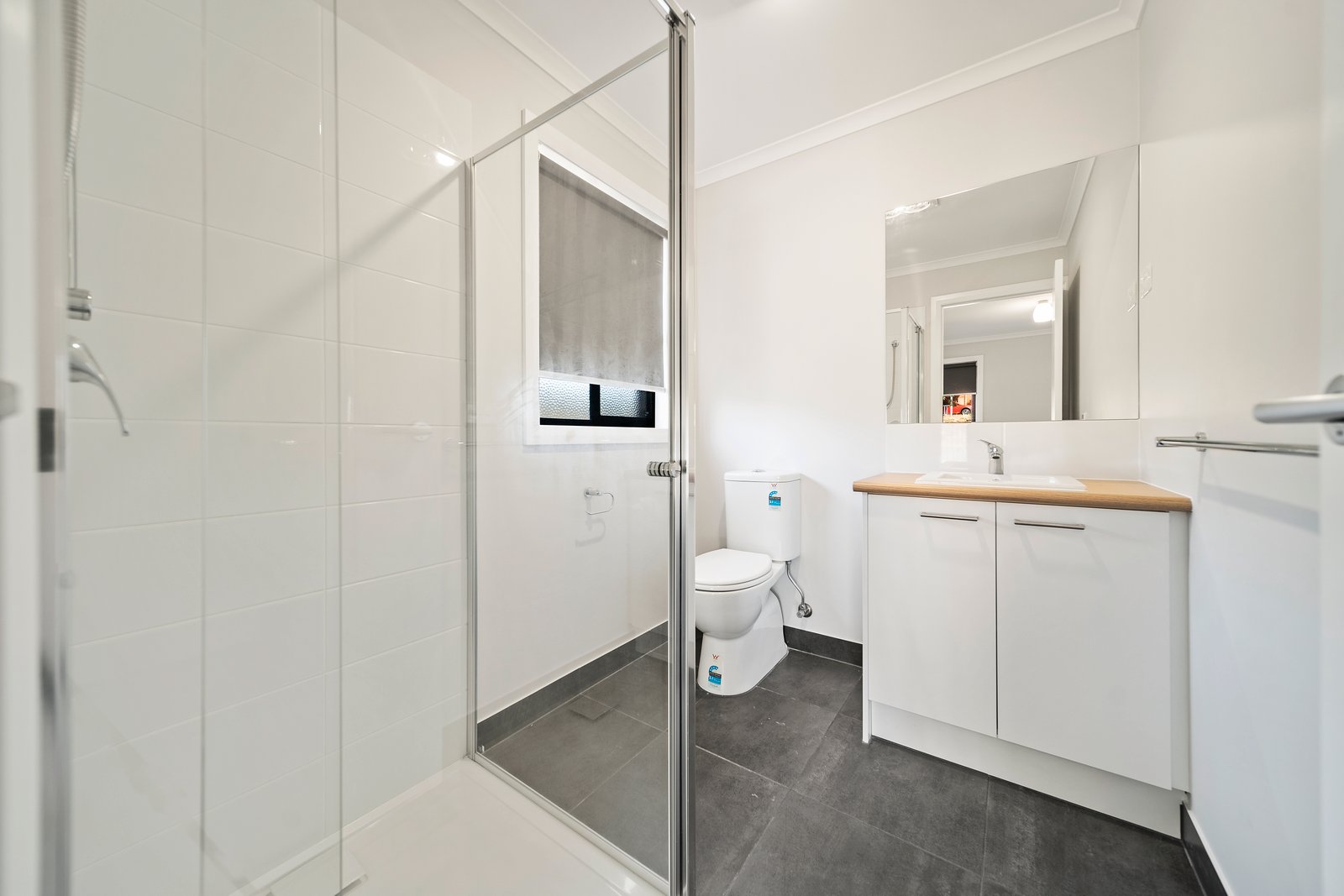 31 Friswell Avenue FLORA HILL 6