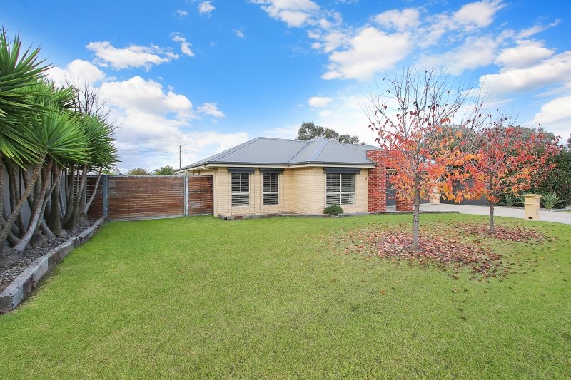 31 Gabrielle Court LAVINGTON 16