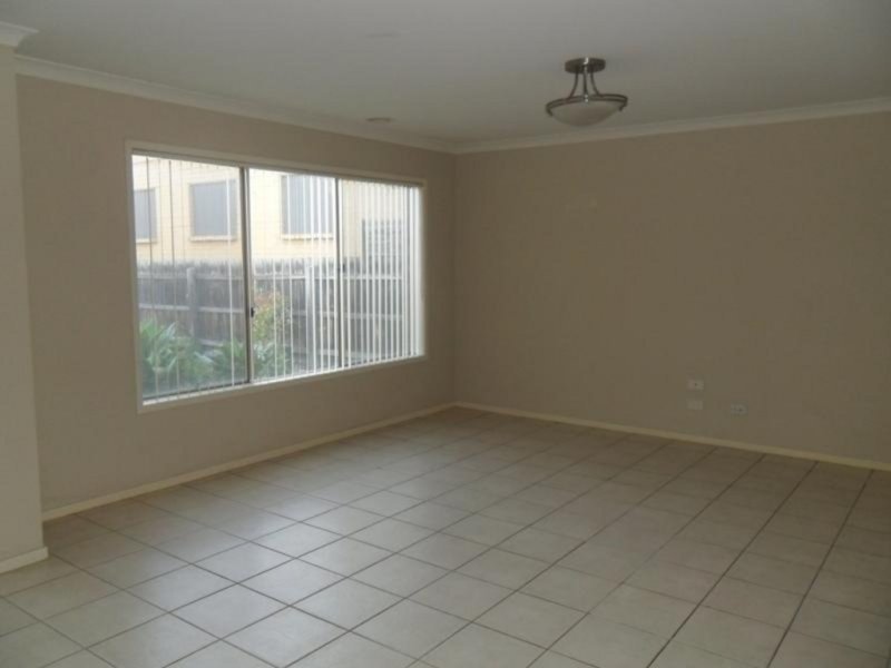 Gallery: 31 Glengala Road