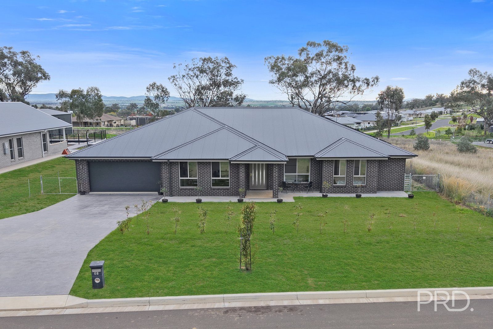 31 Glenmore Drive TAMWORTH 1