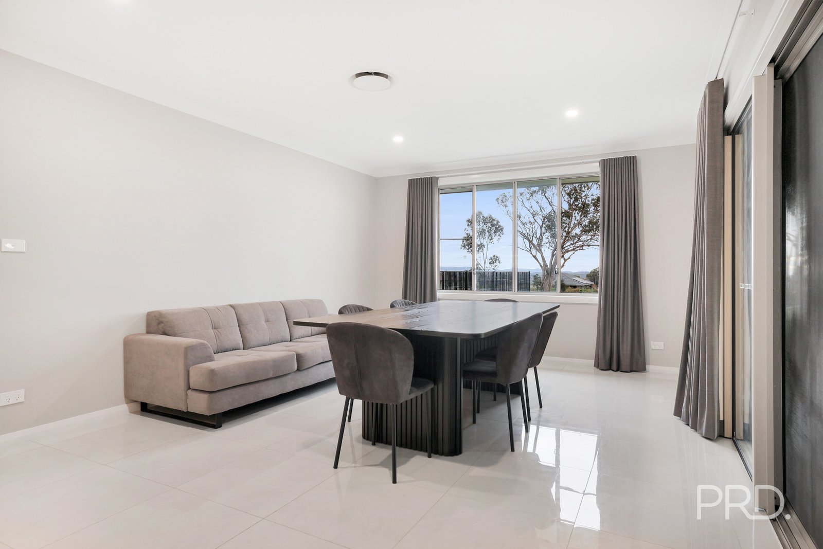 31 Glenmore Drive TAMWORTH 13