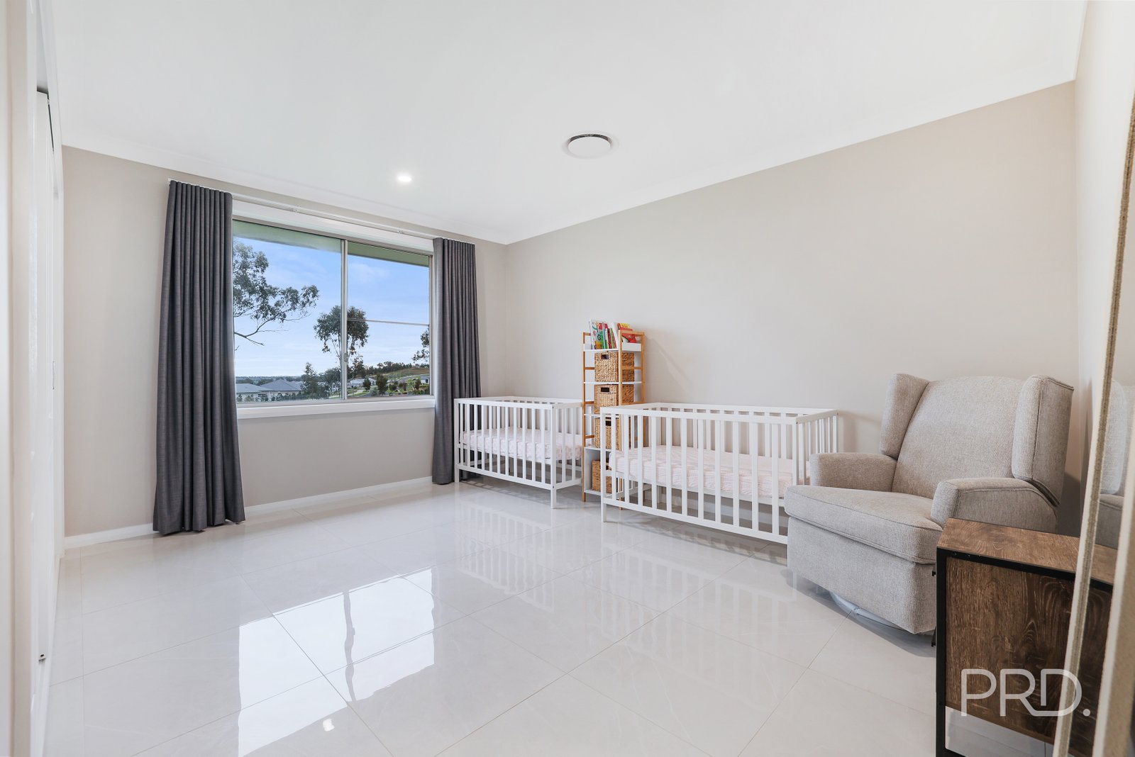 31 Glenmore Drive TAMWORTH 25