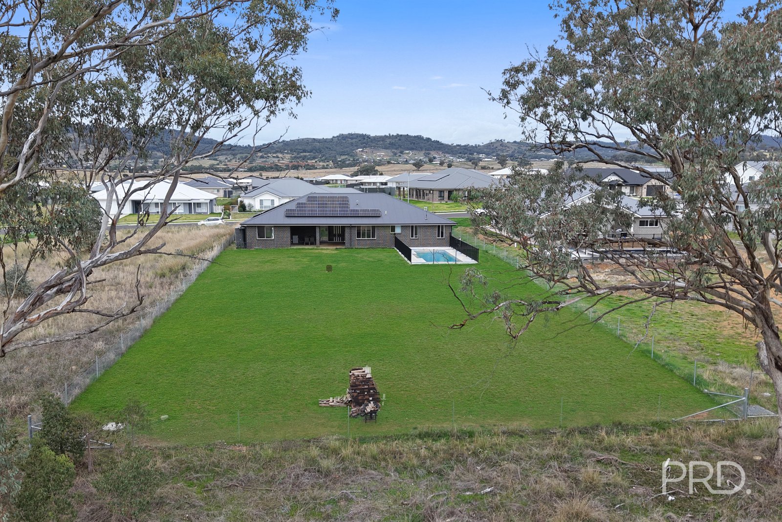 31 Glenmore Drive TAMWORTH 33