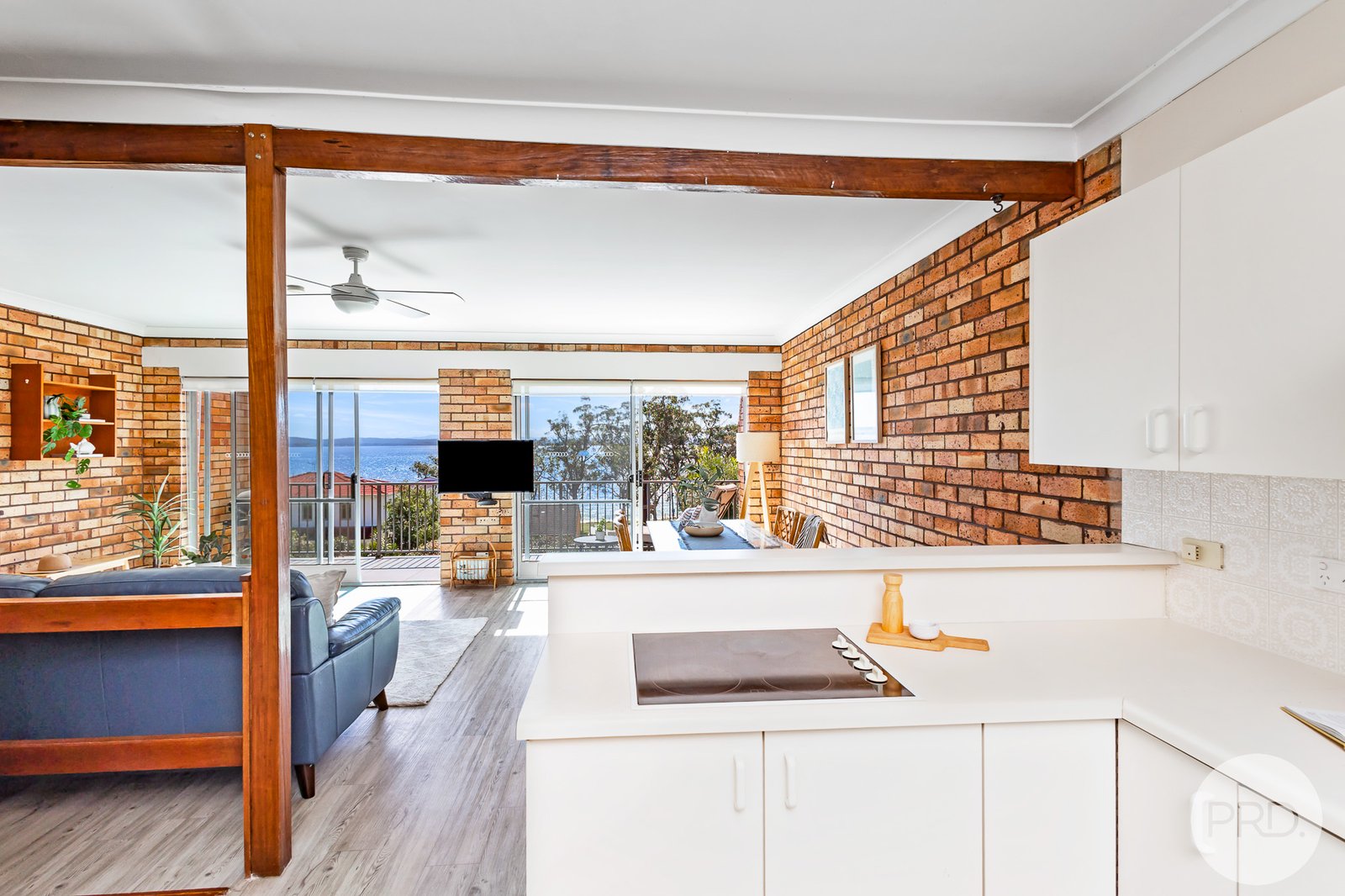 3/1 Gloucester Street NELSON BAY 8